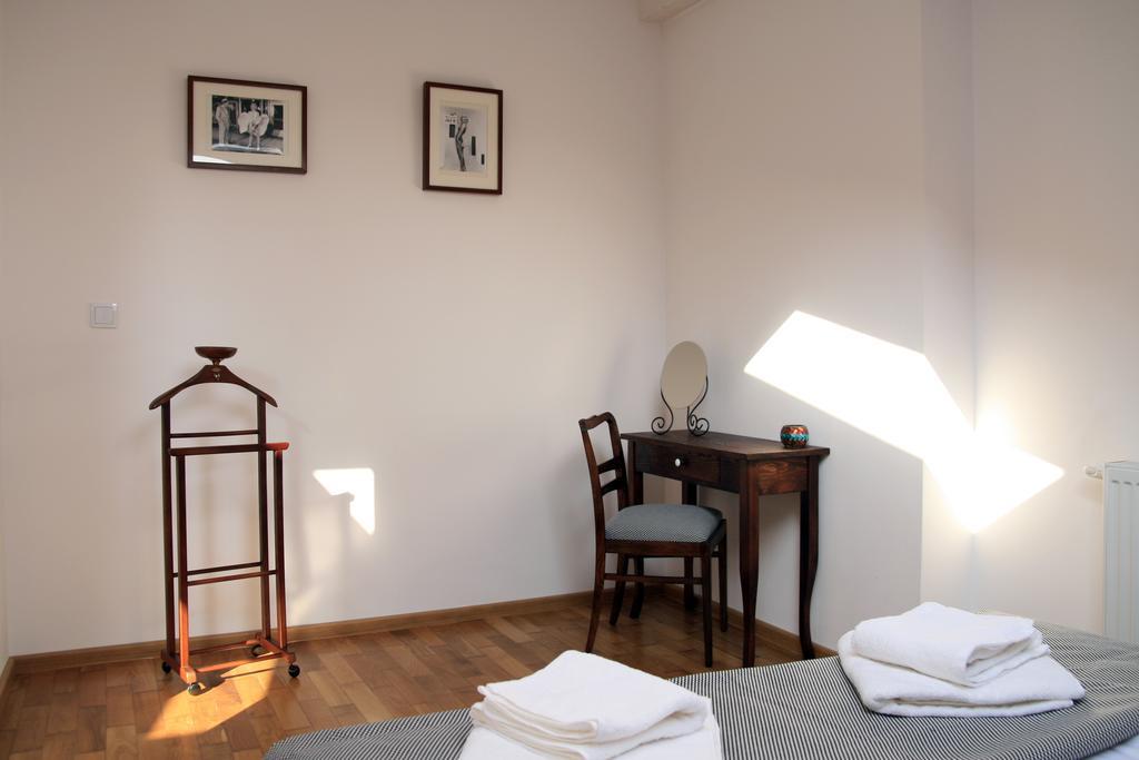Designer Apt In The Heart Of Krakow 4Th Floor No Lift Buitenkant foto